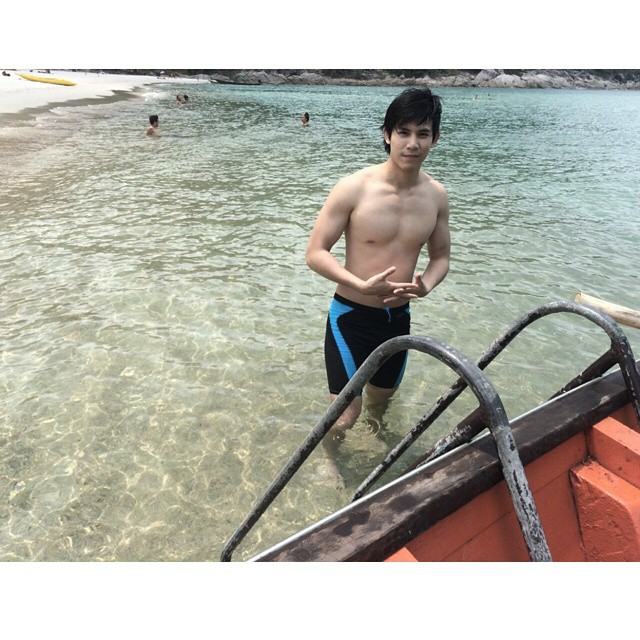เจษ เจษฏ์พิพัฒ นักแสดงหนุ่มหล่อ แมนๆ ใสๆ จากช่อง ONE