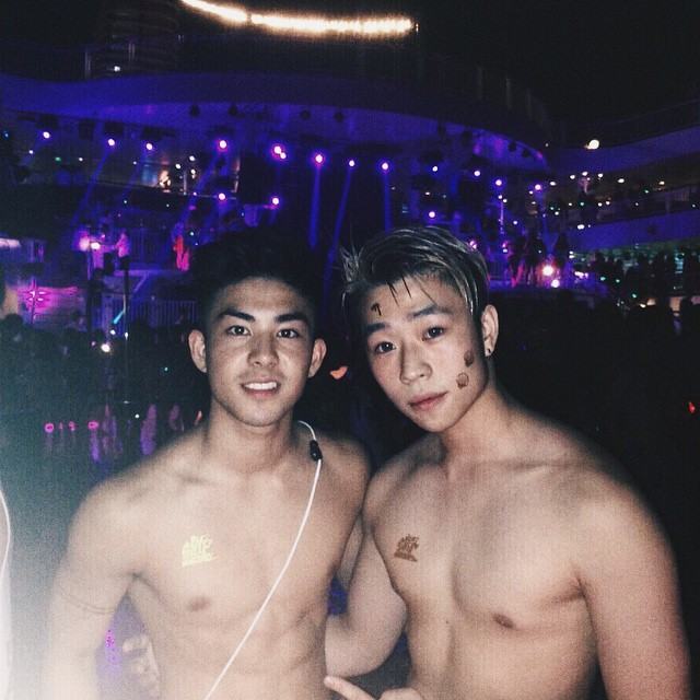 I wanna hear you calling my name, Like hey mama mama mama hey mama mama