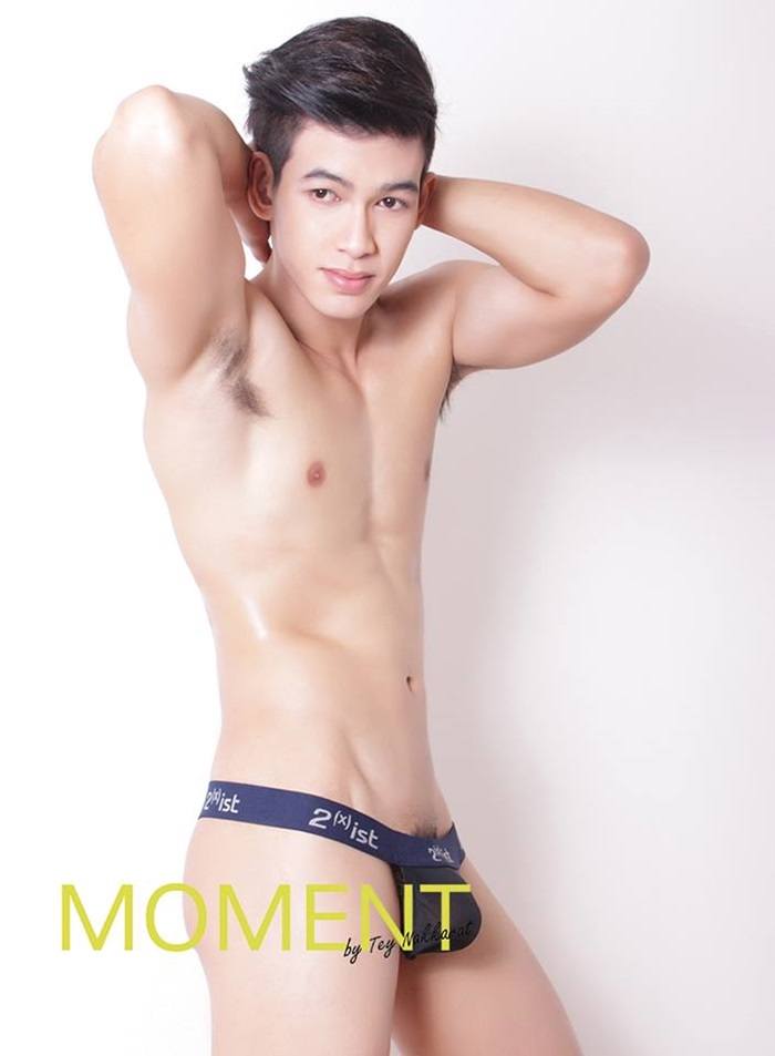 MOMENT vol.1 no.5 September 2015