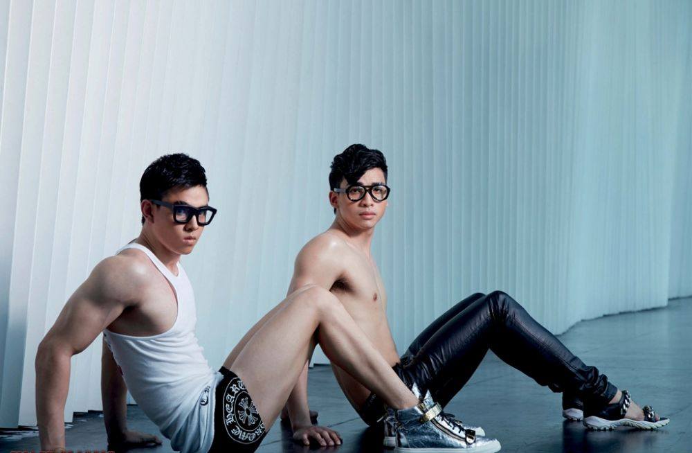 อากาศร้อน กับหนุ่มๆฮอต