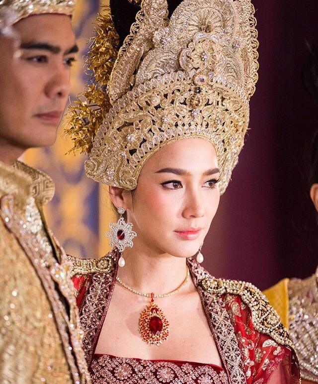 ฟิตติ้งละครฟอร์มยักษ์ "เพลิงพระนาง" สุดอลังการ