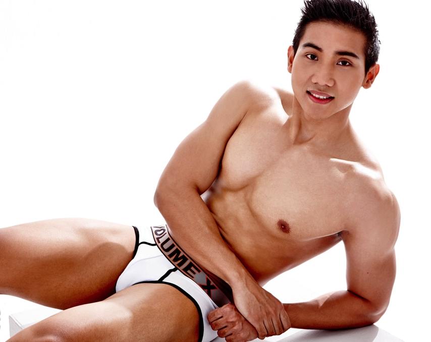6นายแบบ หุ่นแซ่บ แน่นๆ