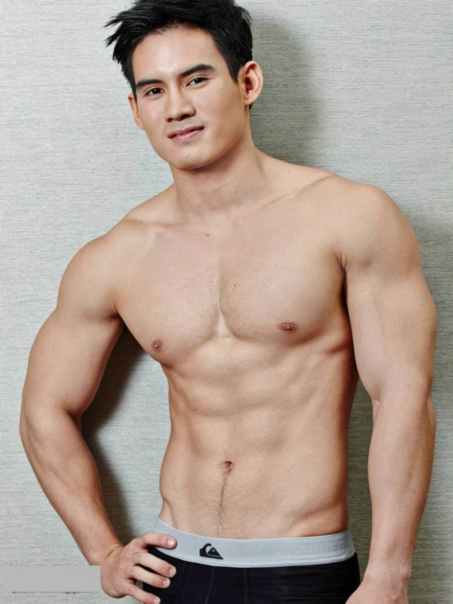 6นายแบบ หุ่นแซ่บ แน่นๆ