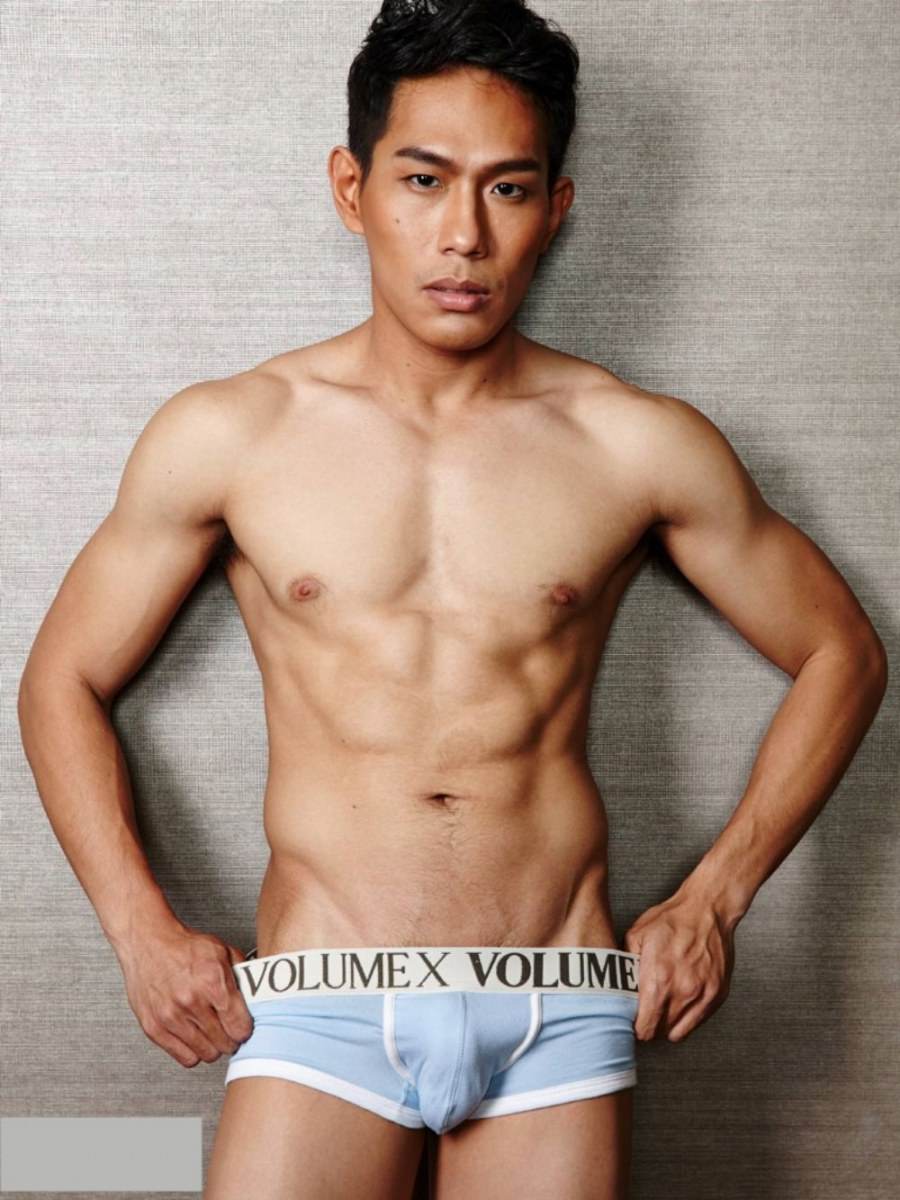 6นายแบบ หุ่นแซ่บ แน่นๆ