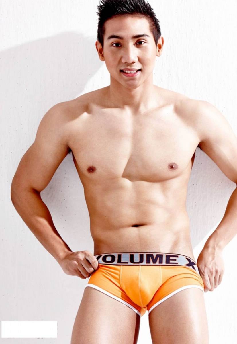 6นายแบบ หุ่นแซ่บ แน่นๆ