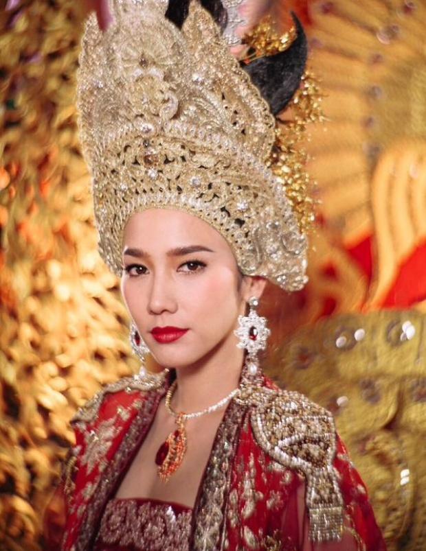 10 ภาพคัดเน้นๆ อั้ม พัชราภา สวย อลังกาลใน ’เพลิงพระนาง’