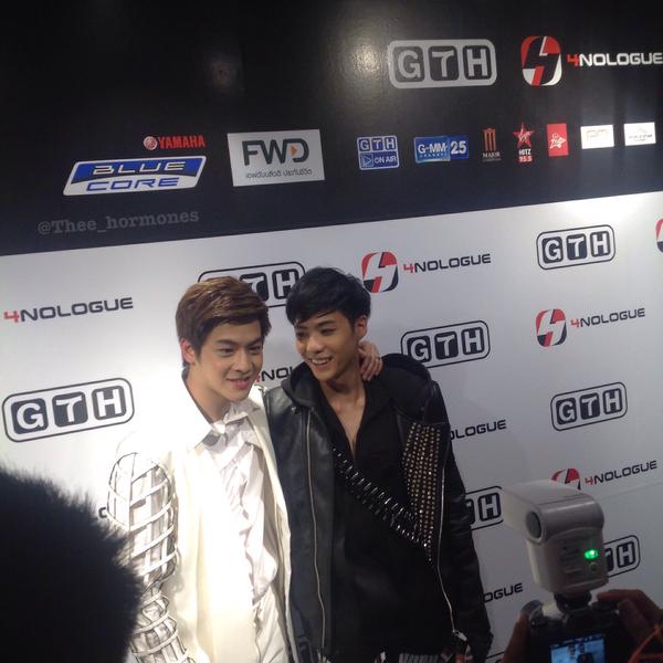 อยากให้รางวัล แบงค์ ธิติ แสดงคอนเสิร์ตเกาหลียังไงยังงั้น โดนๆ @ GTHStarTheque