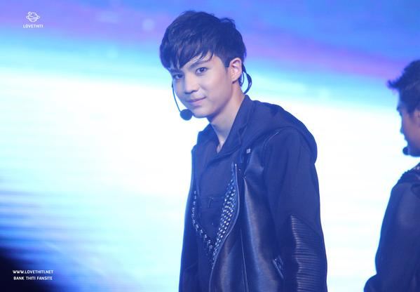 อยากให้รางวัล แบงค์ ธิติ แสดงคอนเสิร์ตเกาหลียังไงยังงั้น โดนๆ @ GTHStarTheque