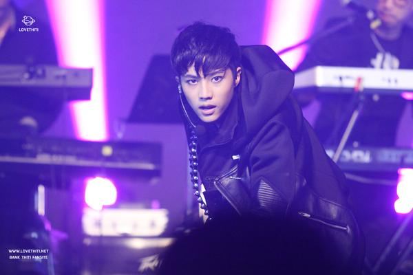 อยากให้รางวัล แบงค์ ธิติ แสดงคอนเสิร์ตเกาหลียังไงยังงั้น โดนๆ @ GTHStarTheque