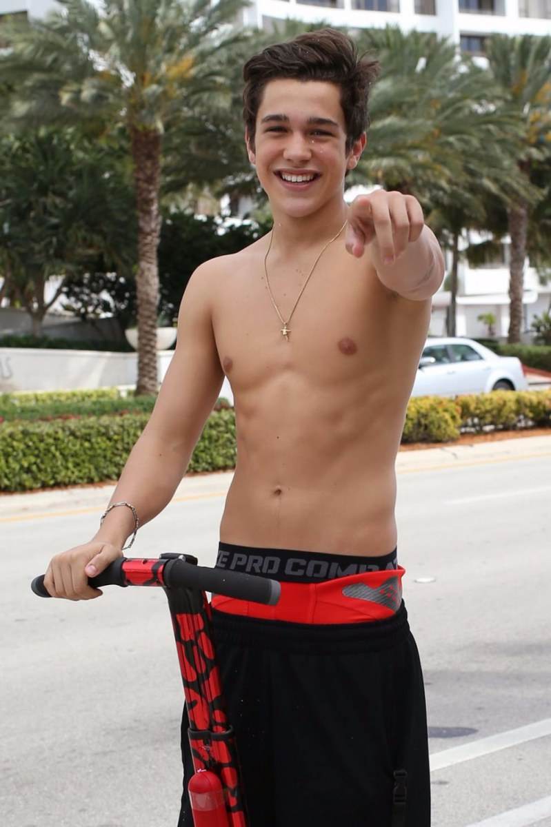 Austin Mahone ฉันเริ่มชอบเขามากขึ้นเมื่อเขาโตแล้ว