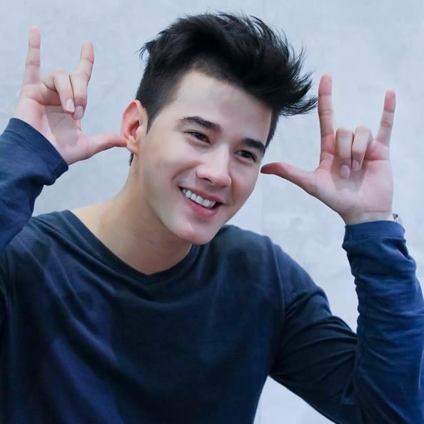 หล่อทุกมุมมอง " มาริโอ้ เมาเร่อ "