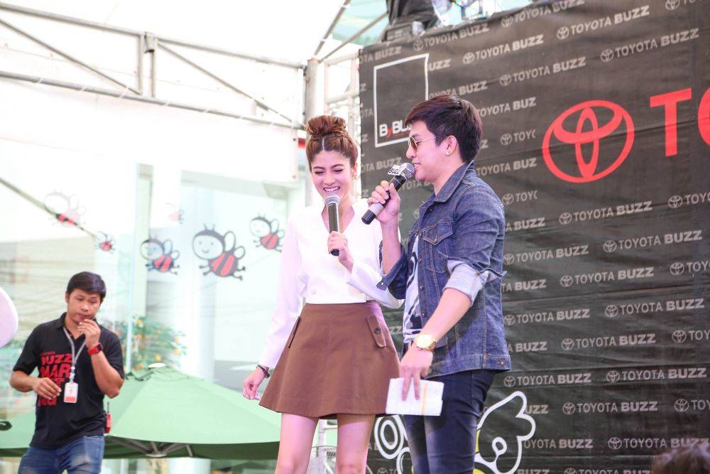มาร์กี้ ราศรี ที่โตโยต้า บัสส์ สาขาเสรีไทย
