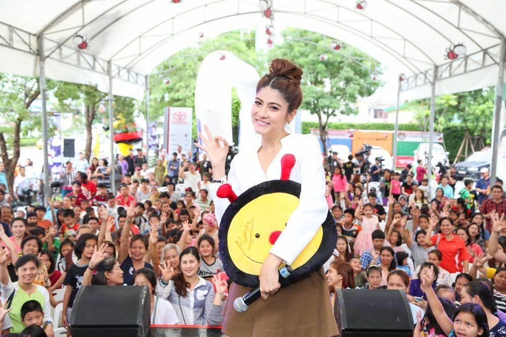 มาร์กี้ ราศรี ที่โตโยต้า บัสส์ สาขาเสรีไทย