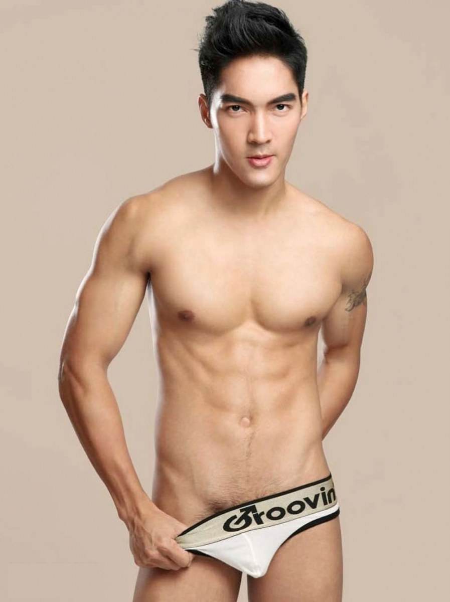 เมจิ-พิพัฒน์พงษ์