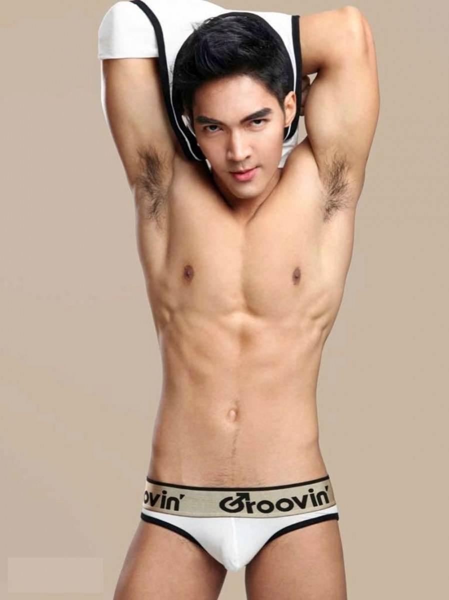 เมจิ-พิพัฒน์พงษ์