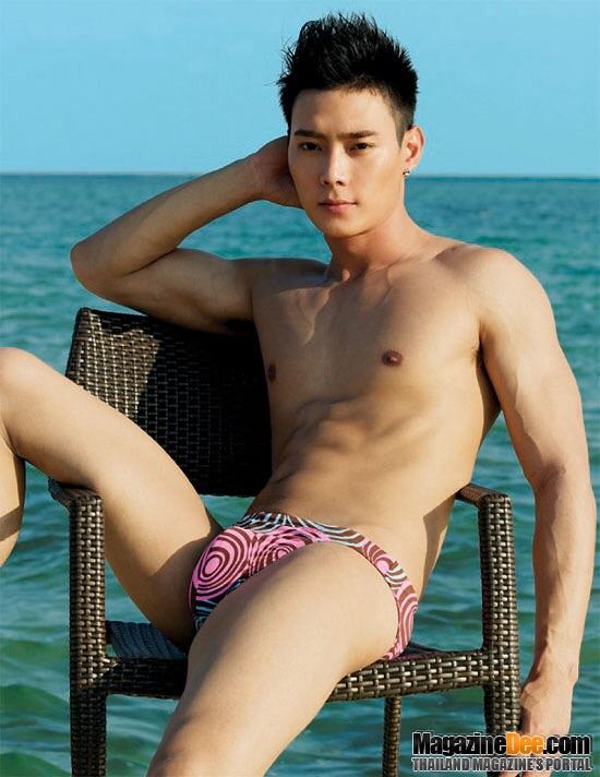 ดาราหล่อดกเข้มตุงสมชายชาตรี