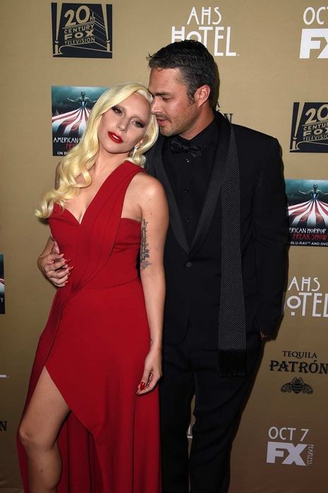 Lady Gaga สวย เลอค่า เจิดจรัส @American Horror Story Premiere in LA