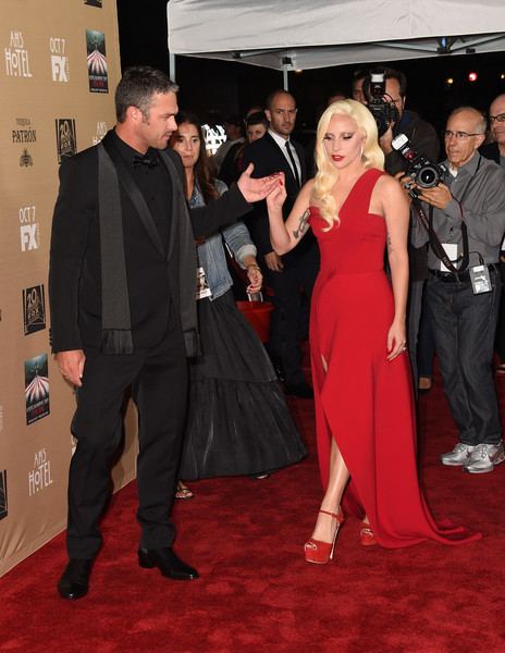 Lady Gaga สวย เลอค่า เจิดจรัส @American Horror Story Premiere in LA