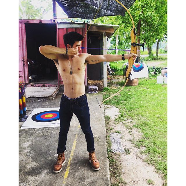 30 หนุ่มน่ากอด 2015  แต่ละคนหุ่นแซ่บๆทั้งนั้น