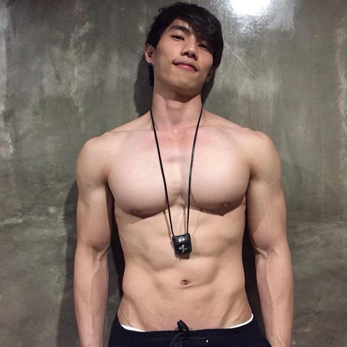 บ้ากล้าม วงแขน นม และเป้า14
