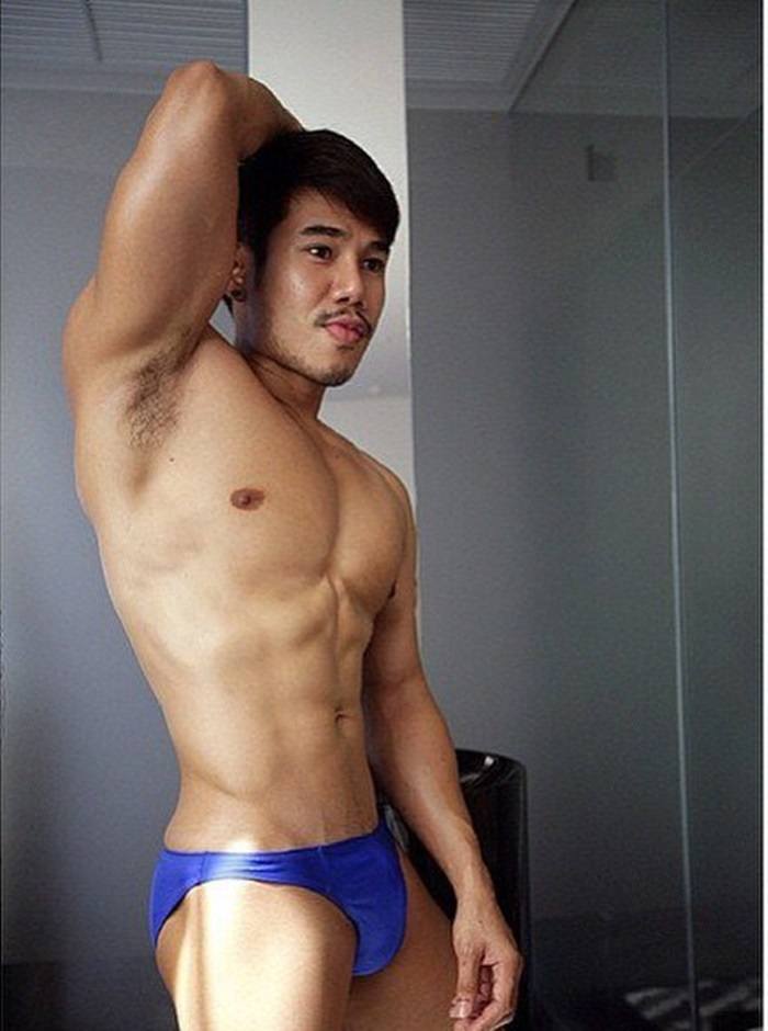 บ้ากล้าม วงแขน นม และเป้า14