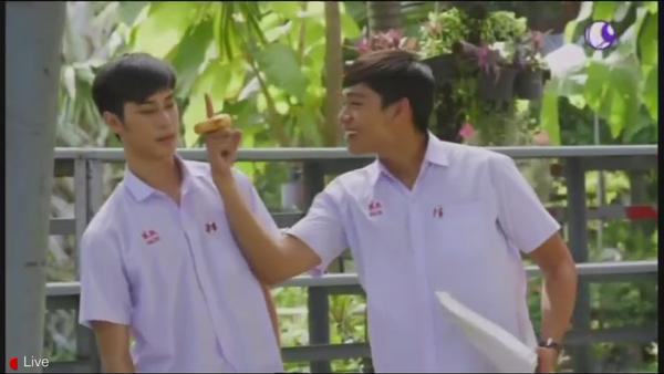 สะใจมาก! เอิ้น ตามง้อ พีท .. แต่ไม่สำเร็จ อิอิ!! Lovesick2