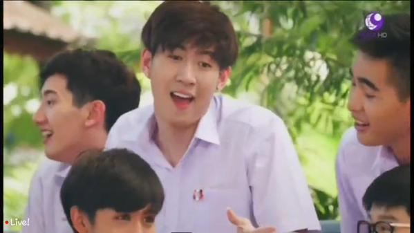 สะใจมาก! เอิ้น ตามง้อ พีท .. แต่ไม่สำเร็จ อิอิ!! Lovesick2