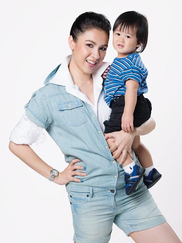 กบ-สุวนันท์ & น้องณดล @ Modern Mom Magazine no.240 October 2015