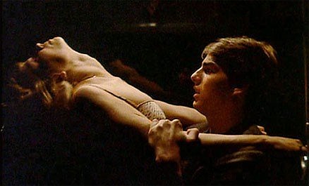 4. Risky Business (ออกฉายในปี 1983)