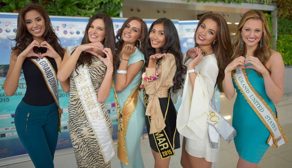 นางงามทั่วโลกเดินทางถึงไทย ในการประกวด Miss Grand International 2012