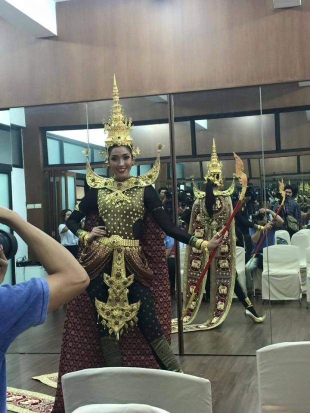 เปิดตัวชุดประจำชาติ เวที Miss Earth 2015 เริ่ดหรูแบบไทยๆ!!