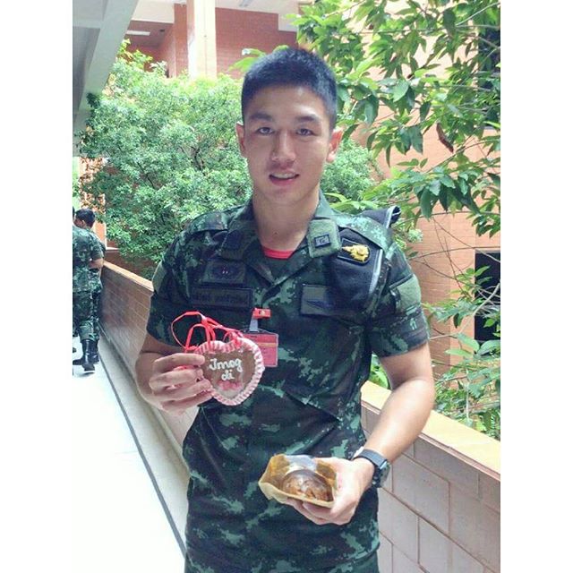 ท ทหารอดทน หนุ่มแฮม