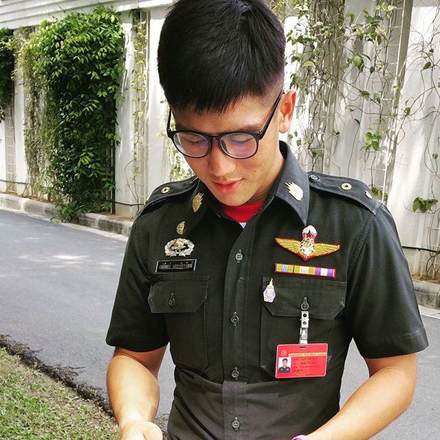 ท ทหารอดทน หนุ่มแฮม