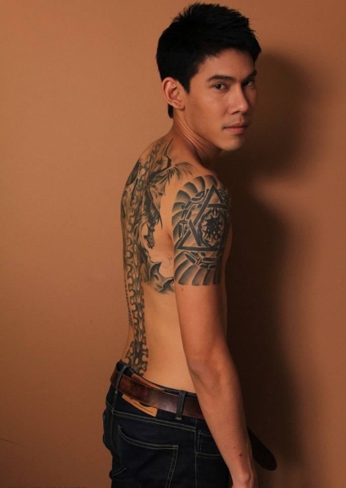 นายออฟ
