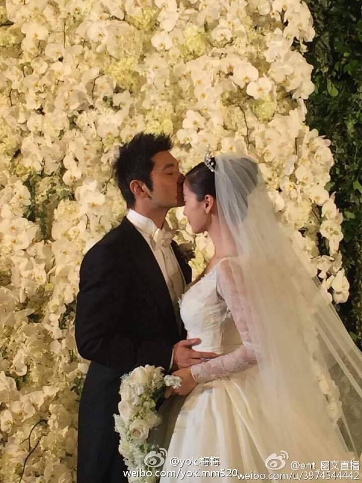 งานแต่งงานของ หวงเสี่ยวหมิง และแองเจอล่า เบบี้ (หยางหยิง) สองนักแสดงจากจีน