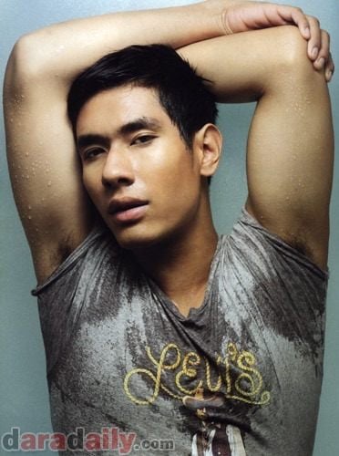 อ๋อม อรรคพันธ์ ใหญ่มากก