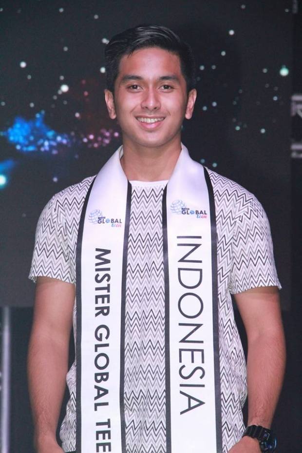 อินโดนีเซีย Ryandi Anugerah Putera