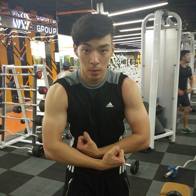 ส่อง IG เบสท์ Lovesick หล่อล่ำบึ๊กขึ้นเยอะ @bestkanL