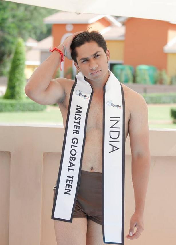 เบาเบา Mister Globle Teen 2015 ในชุดว่ายน้ำ...ว้าววว