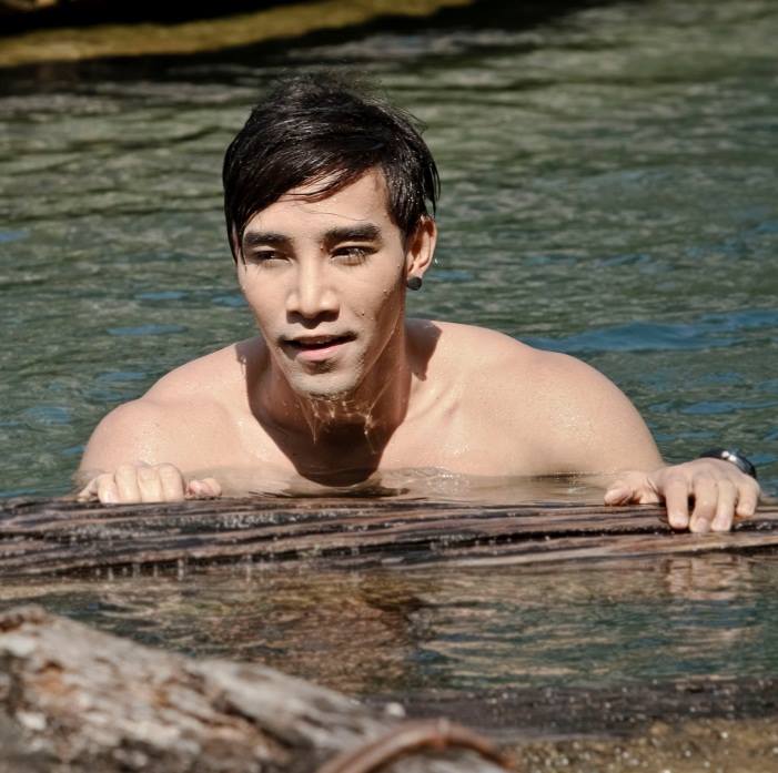 [18+]หนังไทยเรตอาร์ ชาม ประกบ กำปั้น บาซู &ldquo;พรหมจรรย์ สวยพันธุ์สยอง&rdquo; แค่ดูภาพประกอบ กับ ตัวอย่างหัวใจจะวาย
