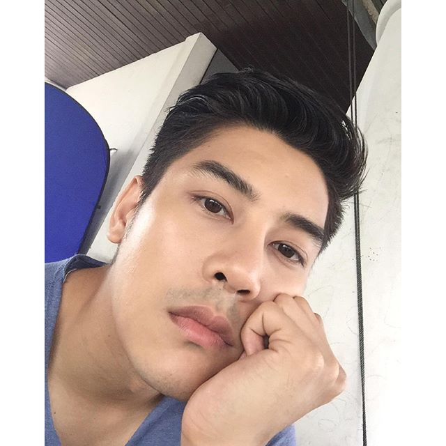 คือพยายามไม่คิด