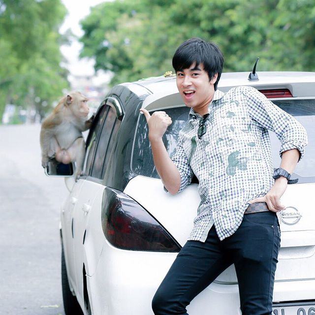 "ฟีฟ่า เปรมอนันต์" หล่อๆ แบบนี้เอาใส่ห่อให้ด้วย :)