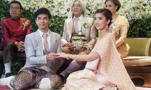 ดารา  ราตรีสีขาว และ วันแต่งงาน !