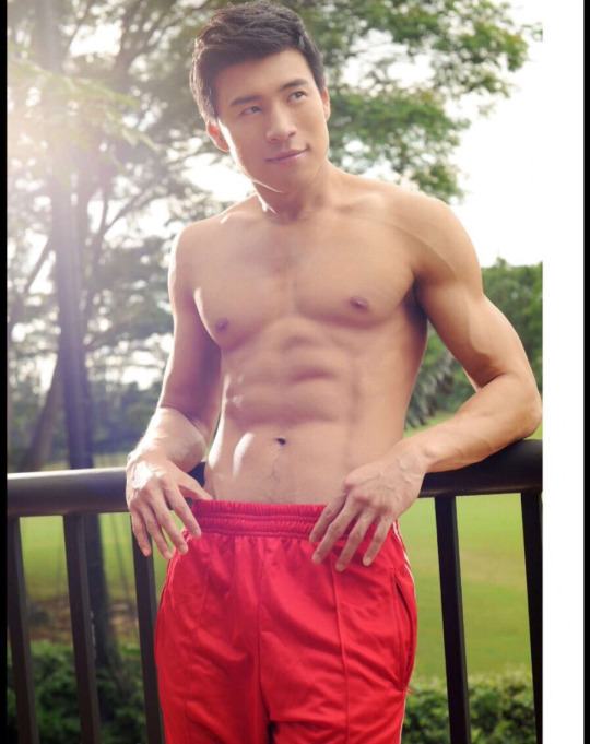 หล่อว่ะเฮ้ยยย เลียๆ