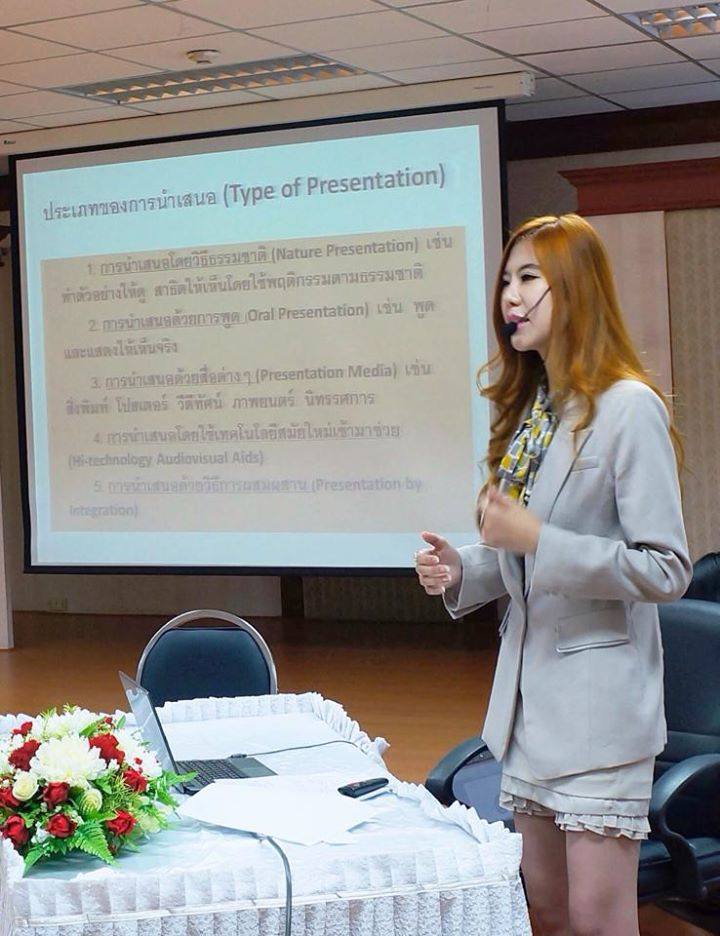 เปิดใจอาจารย์สาวที่สวยที่สุดในประเทศไทย เดียร์ Kimshaein