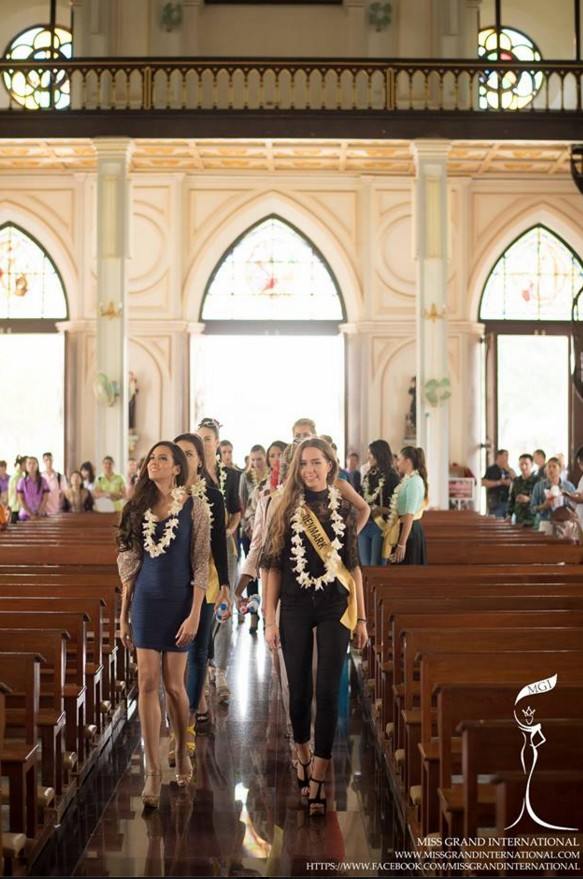 เกาะติด Miss Grand International 2015 ที่ จ.สมุทรสงคราม