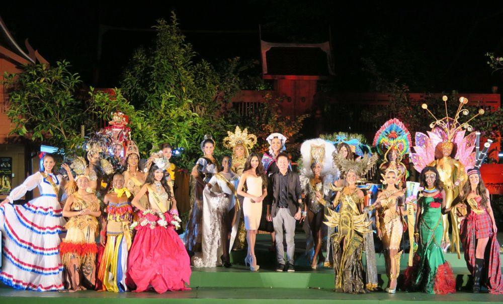 7 สาวเอเซีย vs 13 สาวฝรั่ง ในชุดประจำชาติ MISS GRAND INTERNATIONAL 2015 รอบสุดท้าย
