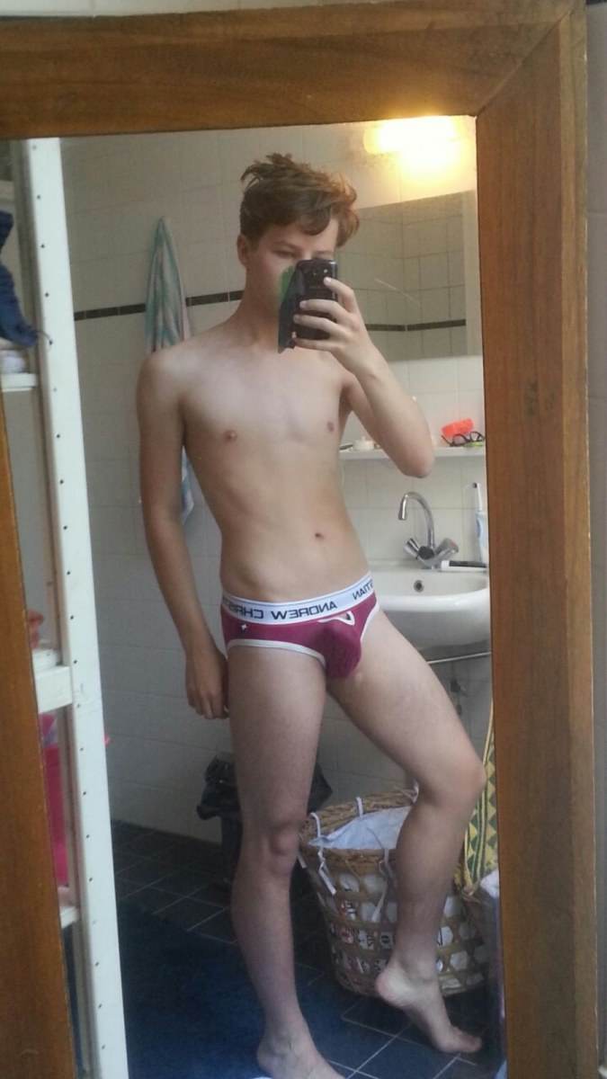 Hot guy in underwear 33