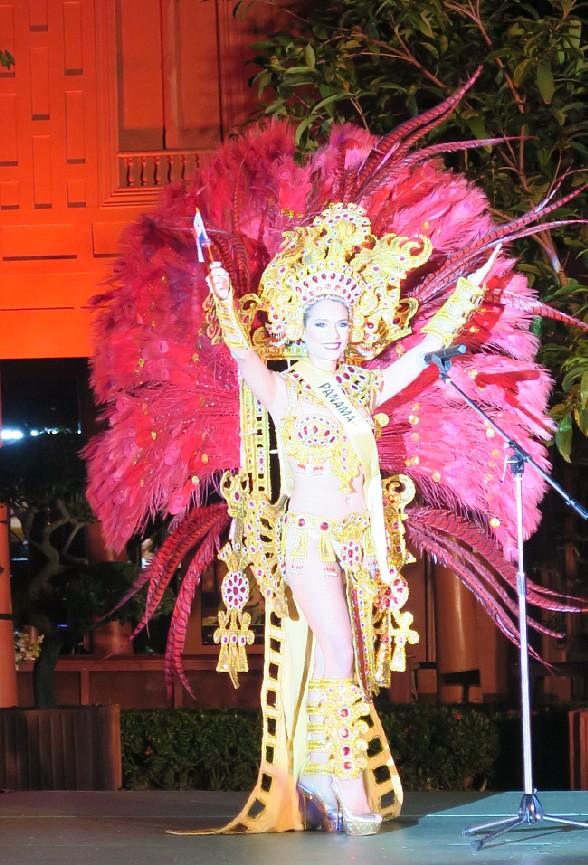 ชุดประจำชาติ Miss Grand International 2015 ไปไม่ถึงดวงดาว...ตกรอบ set#1