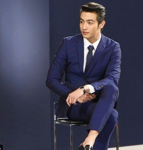 ไม่หล่อมาก ..แต่โคตรมีเสน่ห์  "ขุน ชานนท์"  พิธีกร  "The Face Thailand"